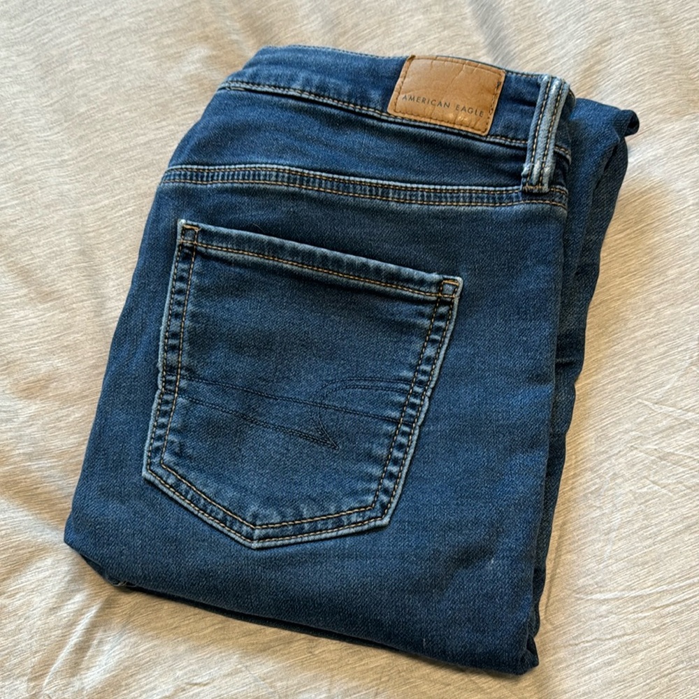 American Eagle Hi-Rise Jeggings size 10 Reg. Next Level Stretch